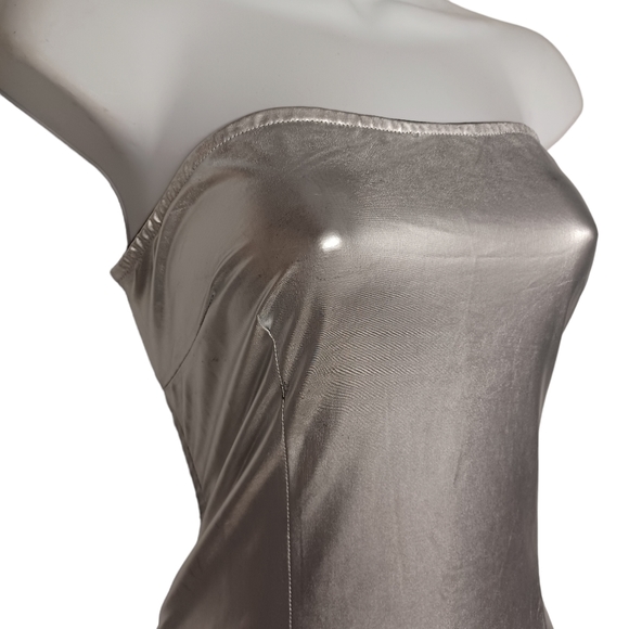 PRETTY LITTLE THING Metallic Silver Slinky Bandeau Stretchy Maxi Dress 10 NWT - Picture 5 of 12